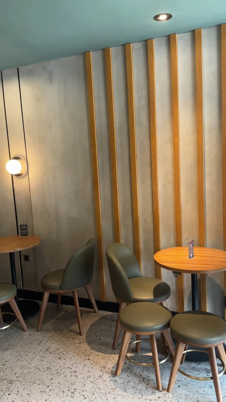 Starbucks Sudirman Palembang 10