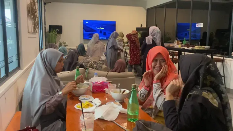 d'Jameella Coffee & Eatery 7