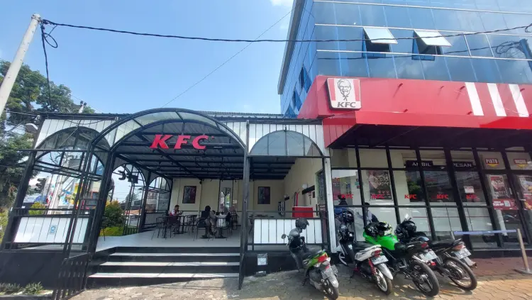 KFC Pakelan Magelang 1