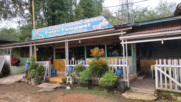 WARUNG MAKAN PUTRI TUNGGAL Pangkalan Balai 1