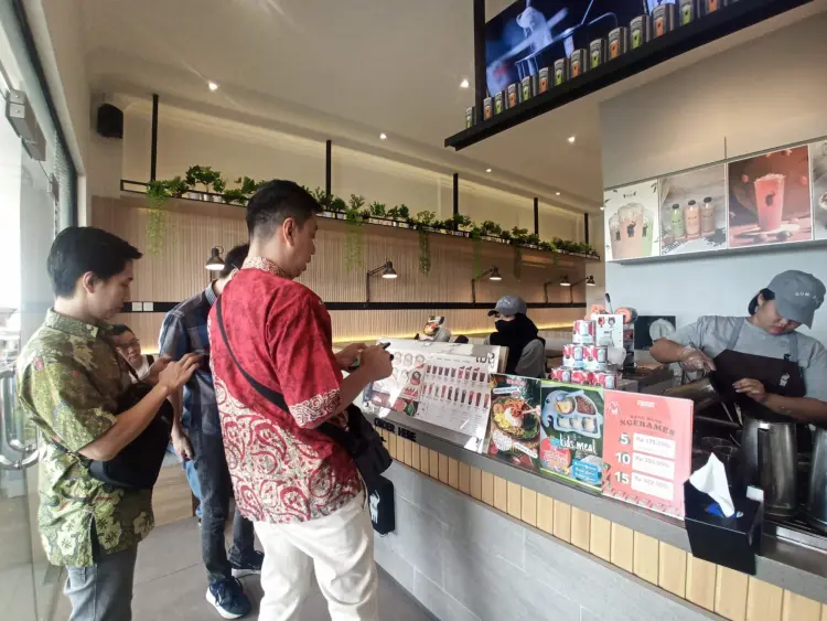 Dum Dum Cafe - Melody Lake Symphonia 6