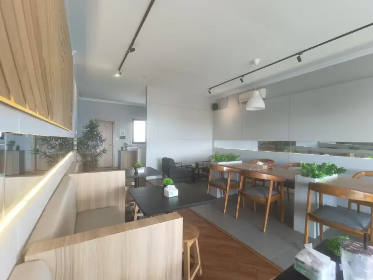 Dum Dum Cafe - Melody Lake Symphonia 2