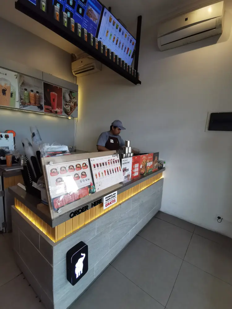 Dum Dum Cafe - Melody Lake Symphonia 4