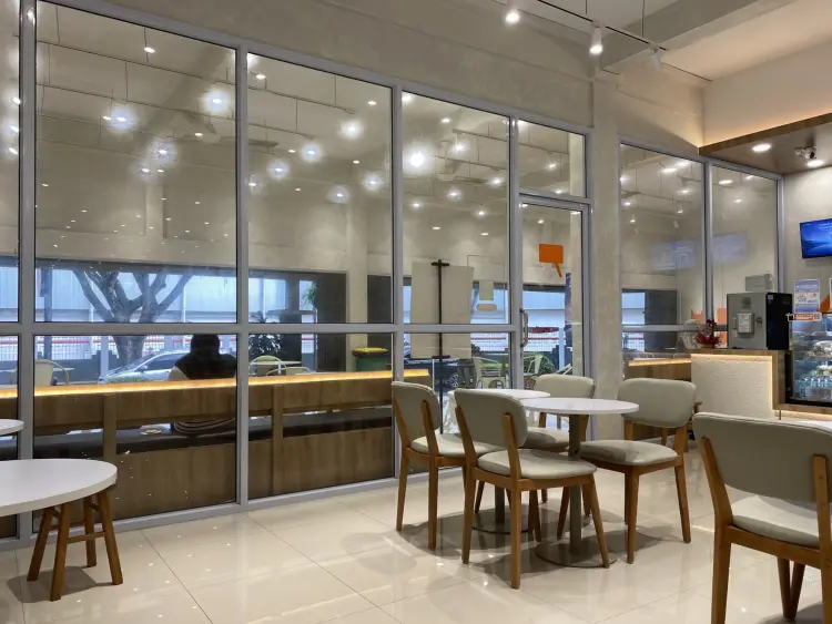 Tomoro Coffee - Batamindo 5