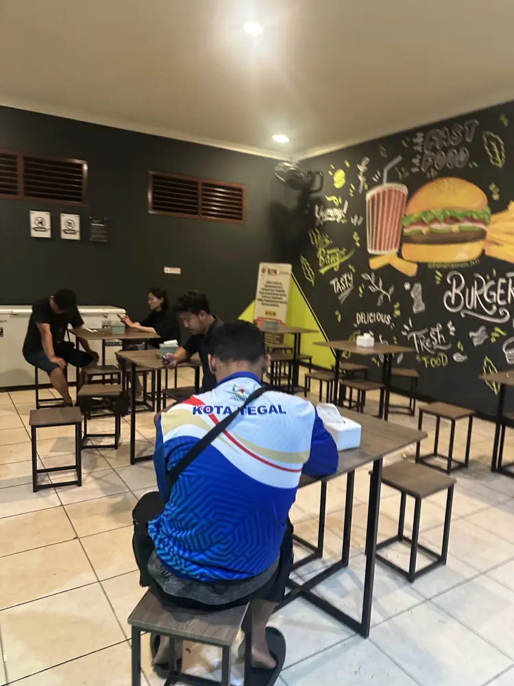 Burger Bangor Pati 5