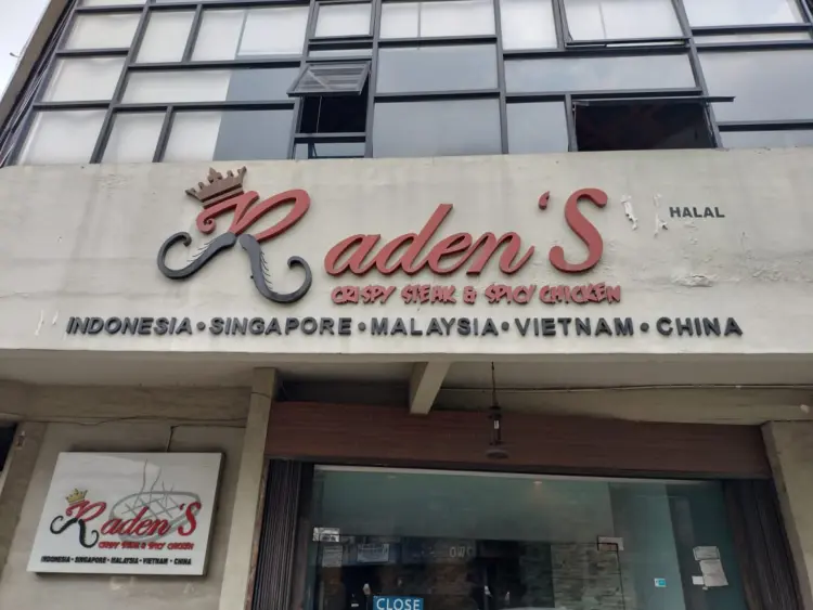 Raden'S Crispy Steak and Spicy Chicken 1