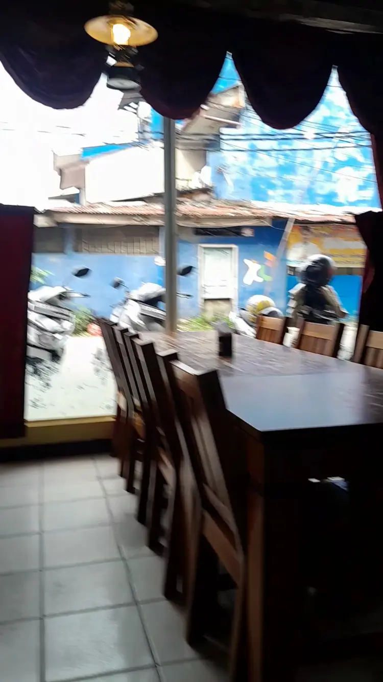 Raden'S Crispy Steak and Spicy Chicken 8