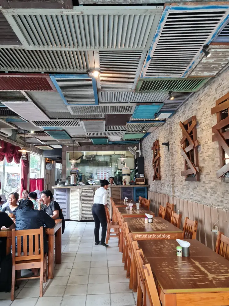 Raden'S Crispy Steak and Spicy Chicken 3