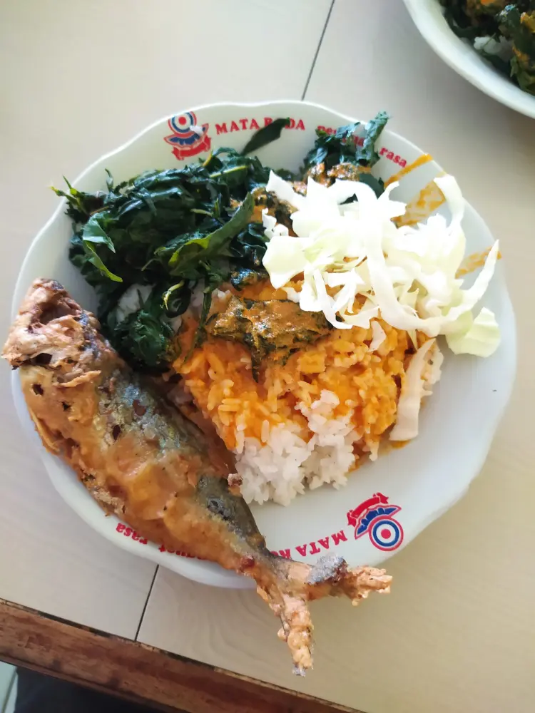 Rumah makan Padang Sendowo Imogiri 6