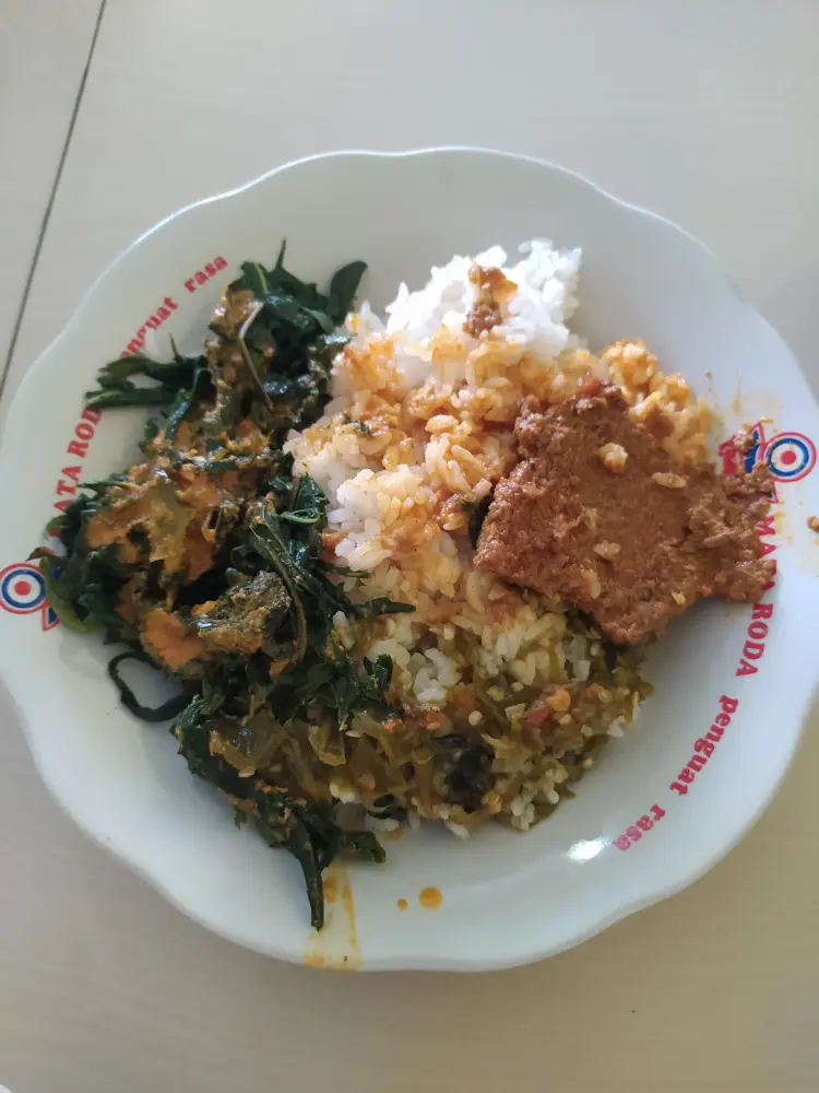 Rumah makan Padang Sendowo Imogiri 5