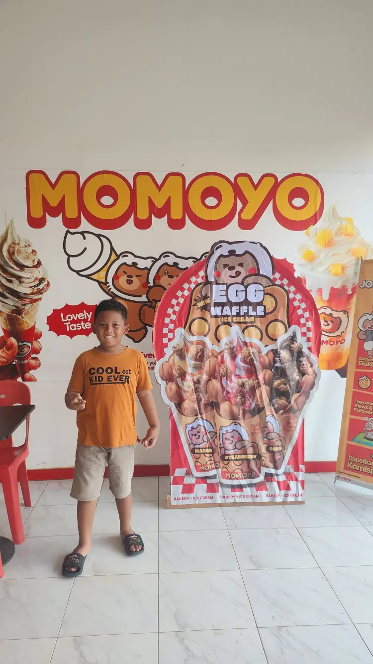 Momoyo Ice Cream & Fruit Tea - Satui 8