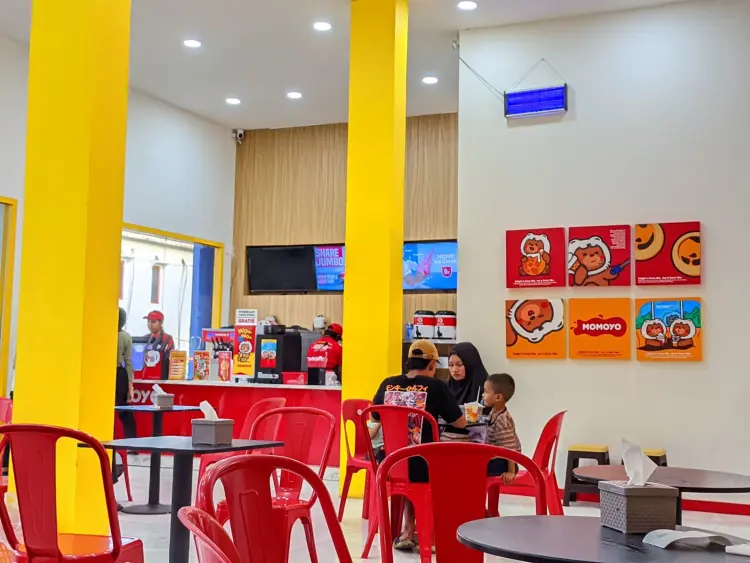 Momoyo Ice Cream & Fruit Tea - Satui 6