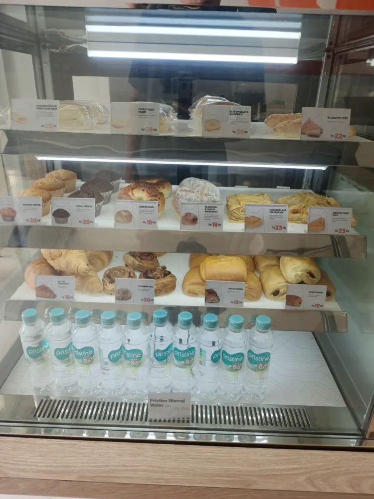 TOMORO COFFEE - Mutiara Gading Timur 2