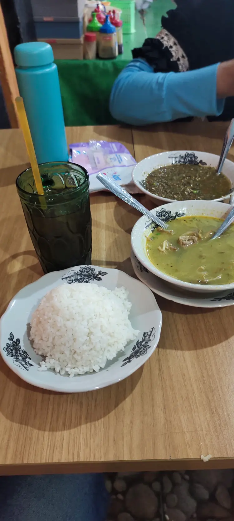 Warung Nasi Soto & Sop Kampus H Marna 10