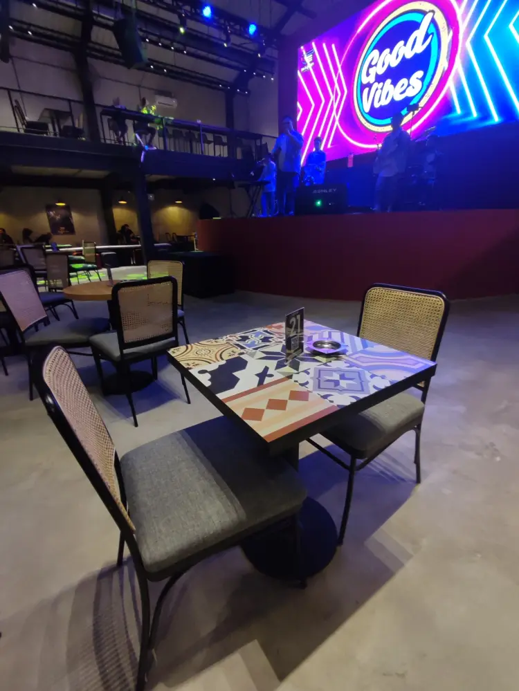 Se.Tujuan Coffee & Eatery Bekasi 7