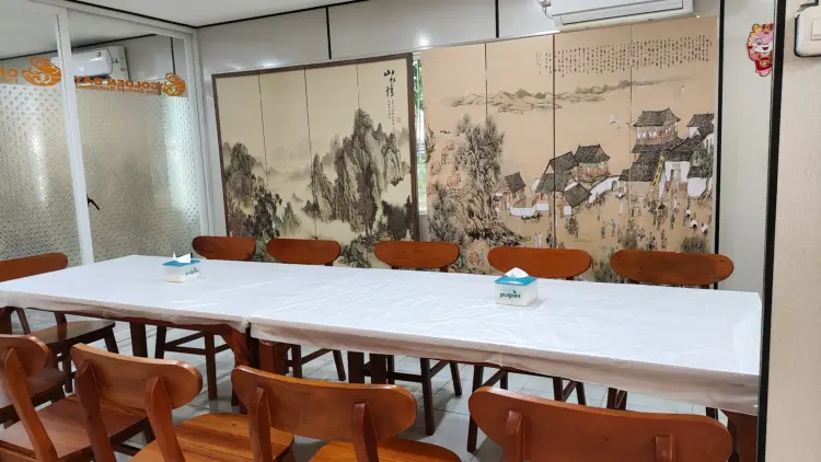 Golden Bay Live Seafood Restaurant Bandung 4