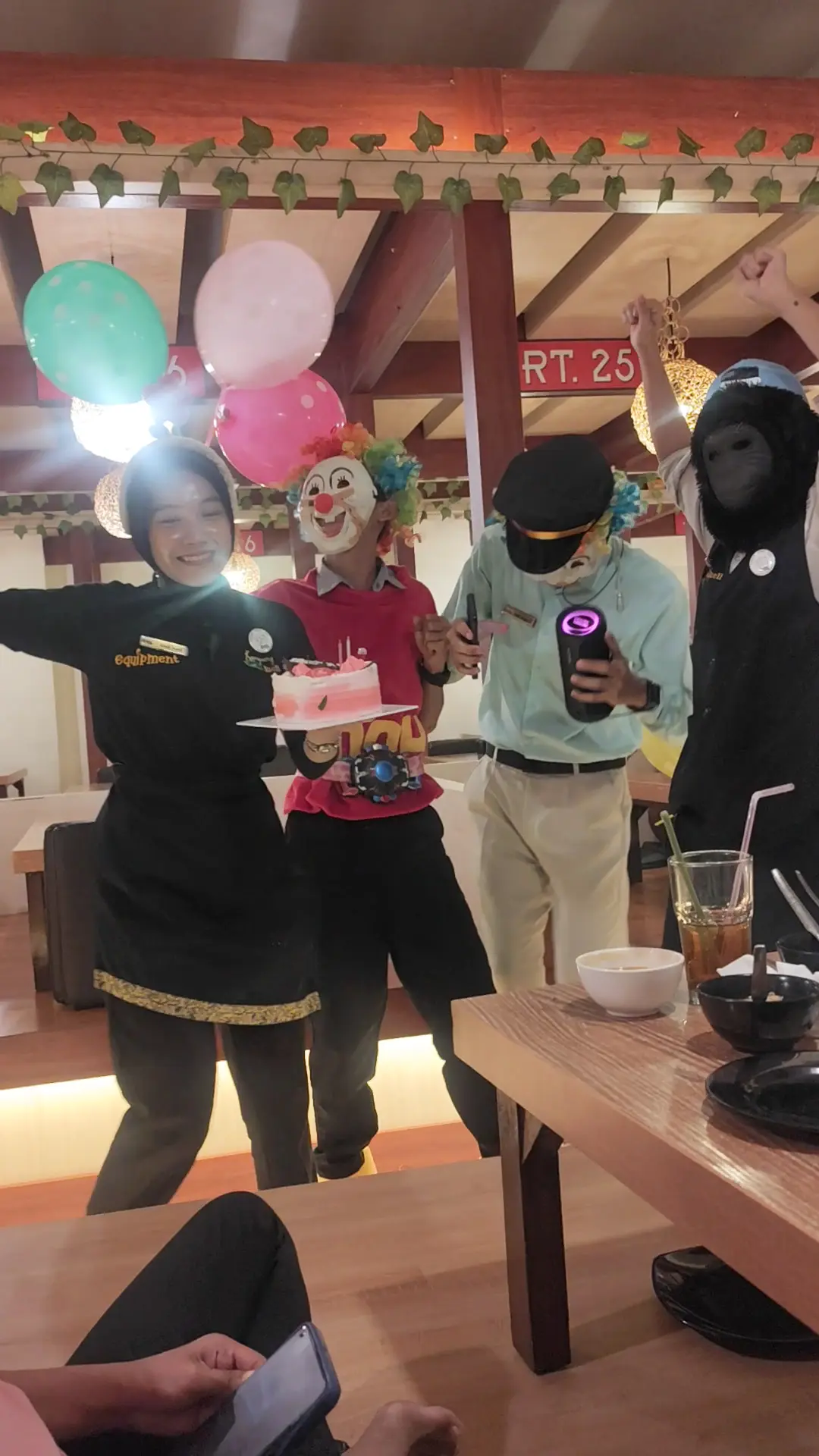 Don't just listen to the President! Think twice about this Kampung Kecil branch... 3