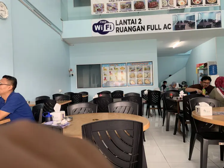 Budi Siang Malam Nasi Ayam 2