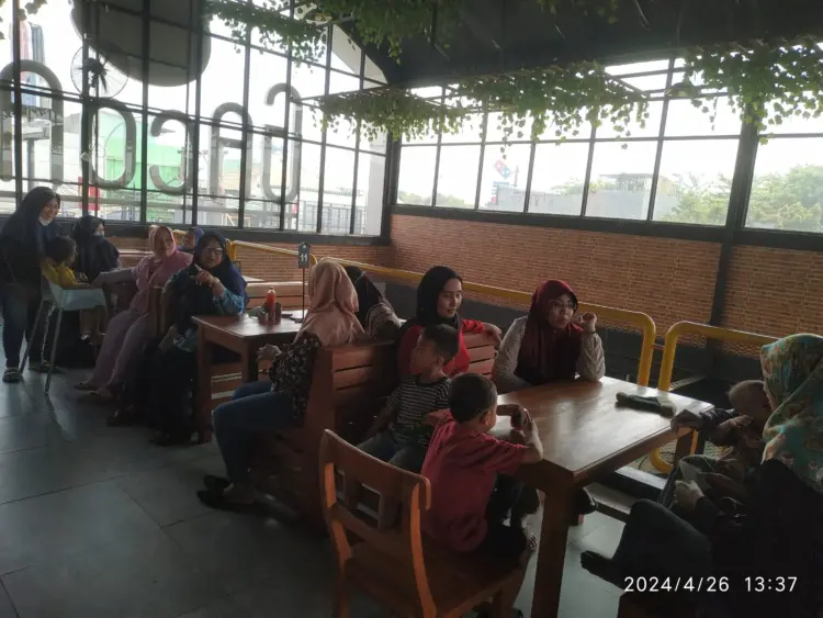 Mie Gacoan Bekasi - Bintara 4