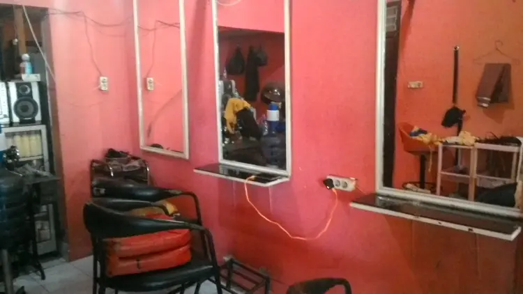 Salon Anggun and Spa 1