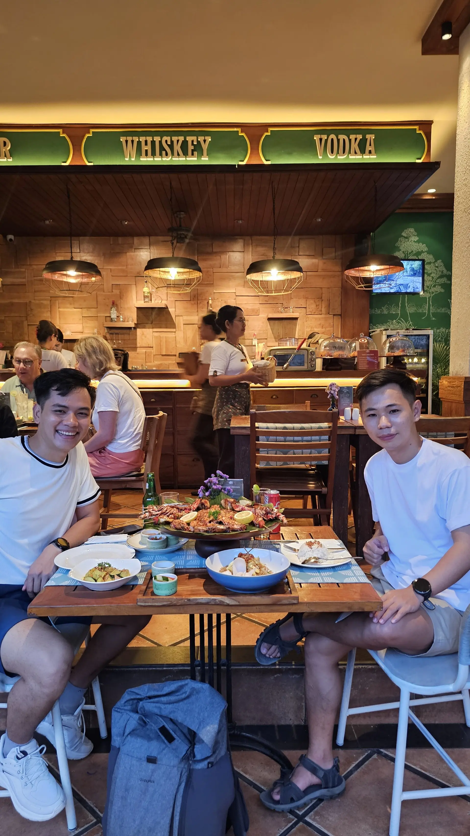 Bikin melongo! Porsi resto viral Ubud ini, rating Google-nya 4.7? 4