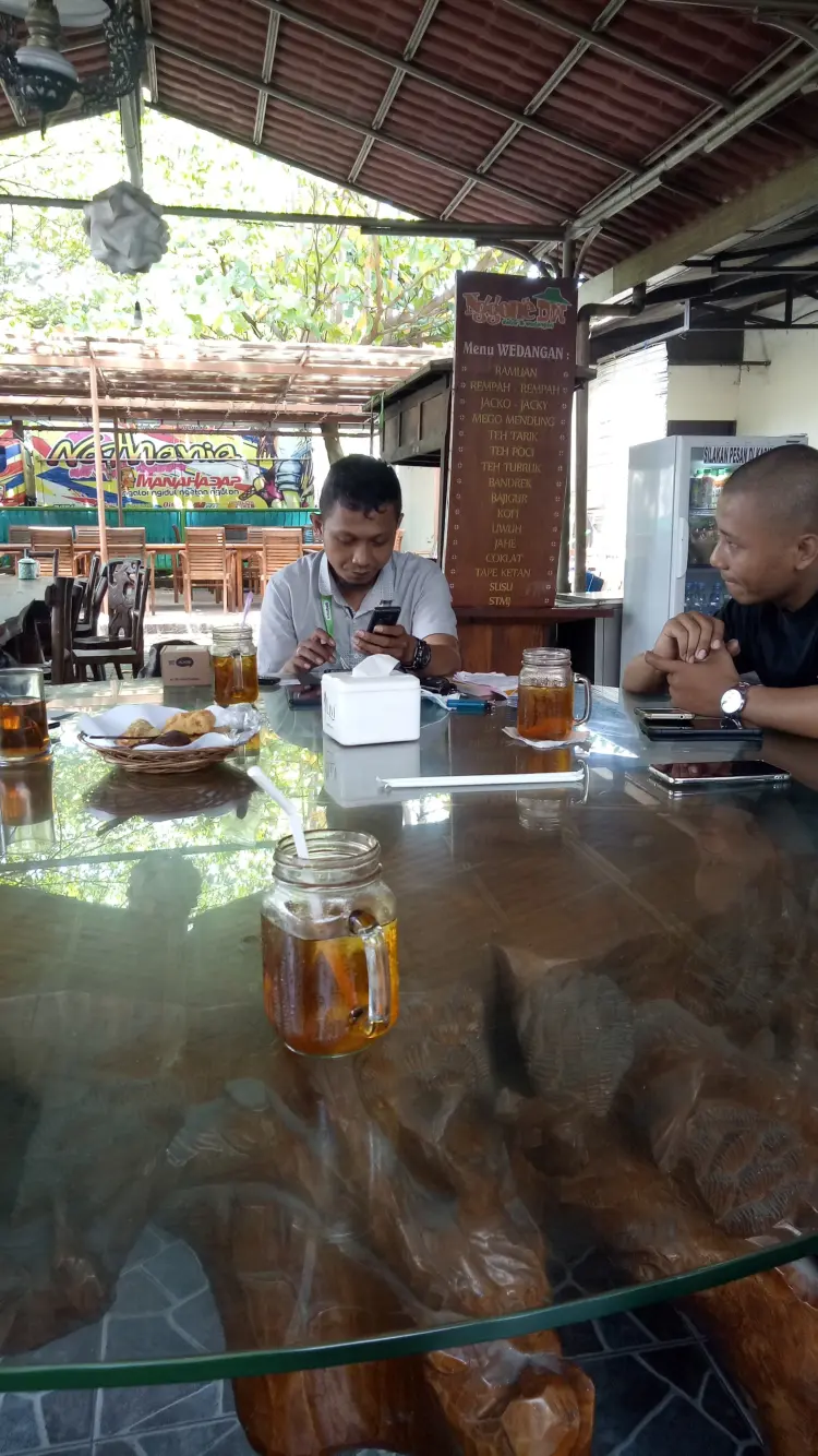 PECEL MADIUN LARIS MANIS SIWALAN 2