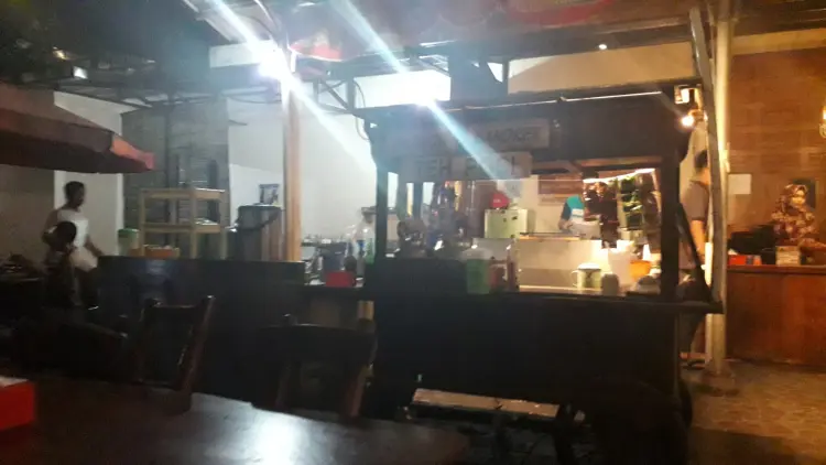 PECEL MADIUN LARIS MANIS SIWALAN 4