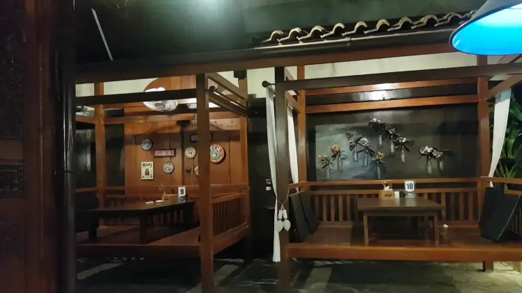 Joglo Kembang Wangi Resto & Cafe 10