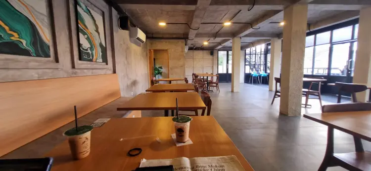 Foresthree Coffee & Kitchen Rawalumbu 1