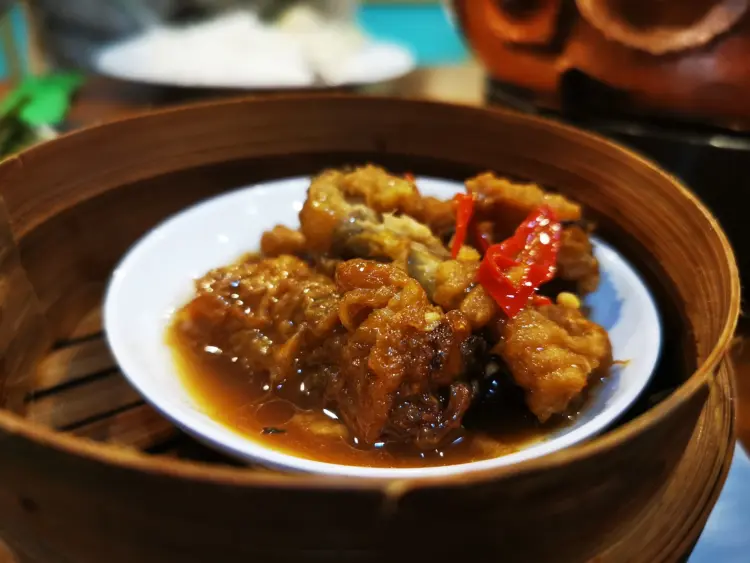 Ibu Djoe & Tante Hoa 10