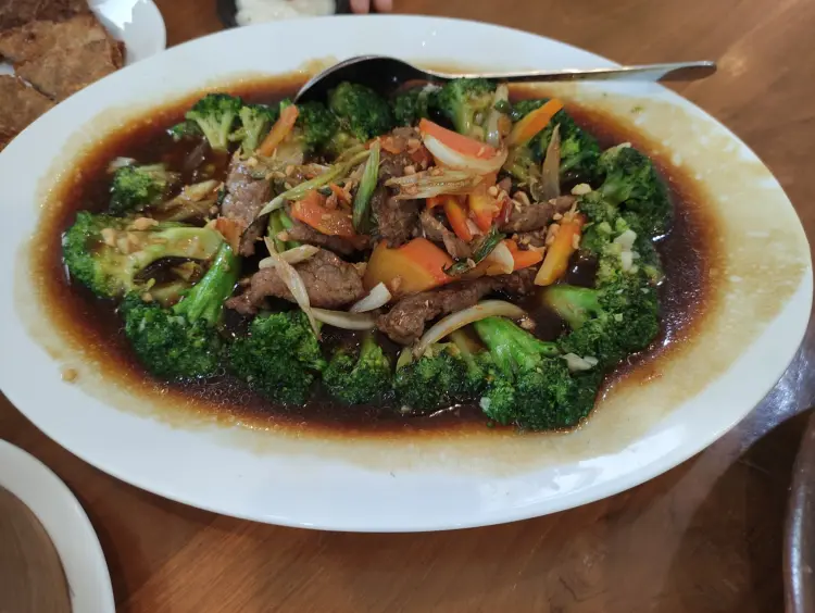 Ibu Djoe & Tante Hoa 7