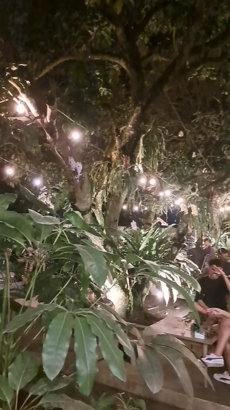 Kebon Kita Space | Coffee & Eatery Serpong Tangerang 4