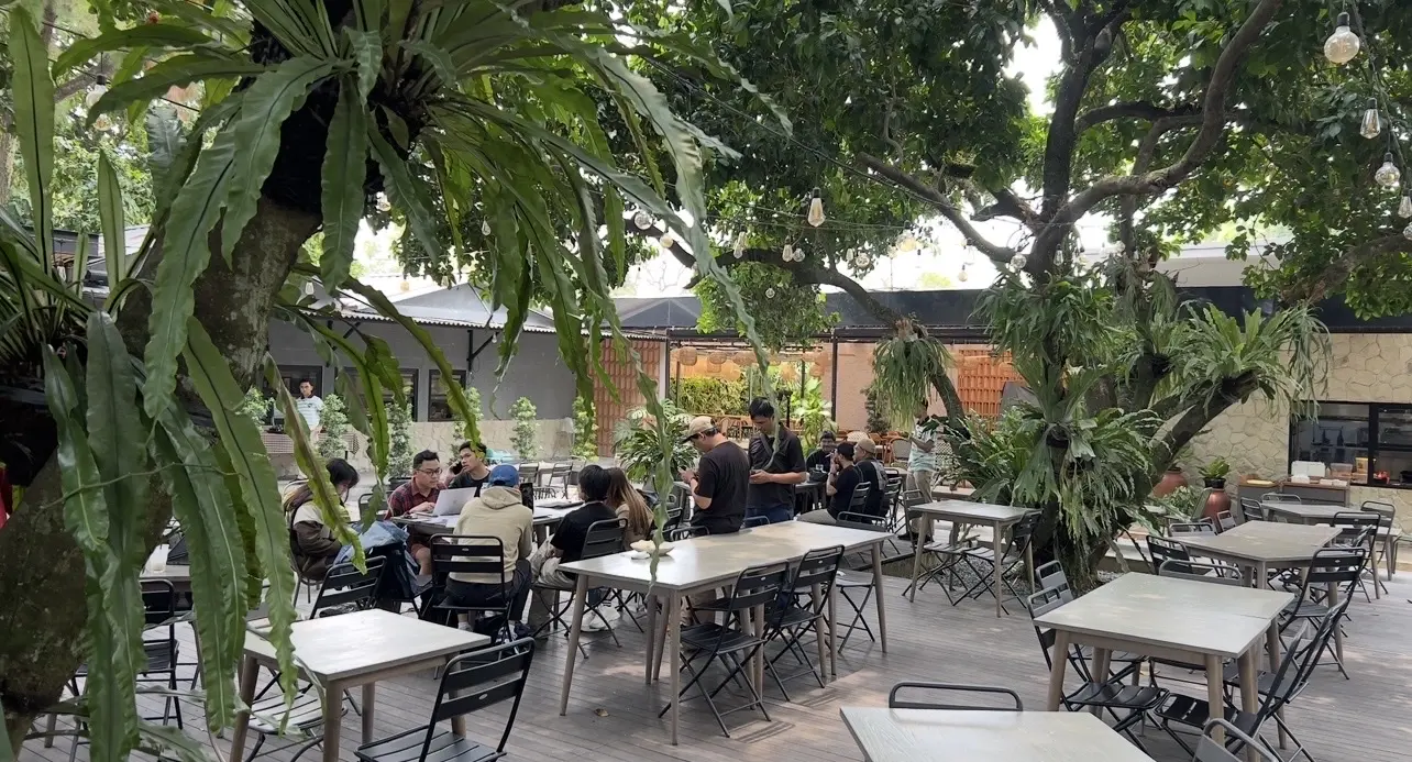 坦格朗铲屎官请进！这家宠物友好花园我能Nongkrong一下午 1