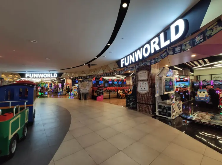Funworld Uptown Mall BSB 1