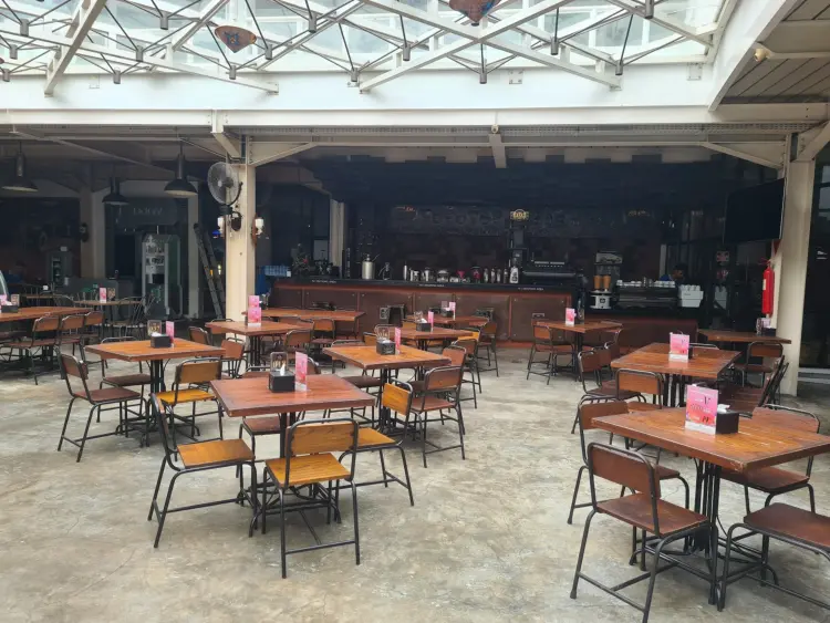 Silol Kopi & Eatery 9