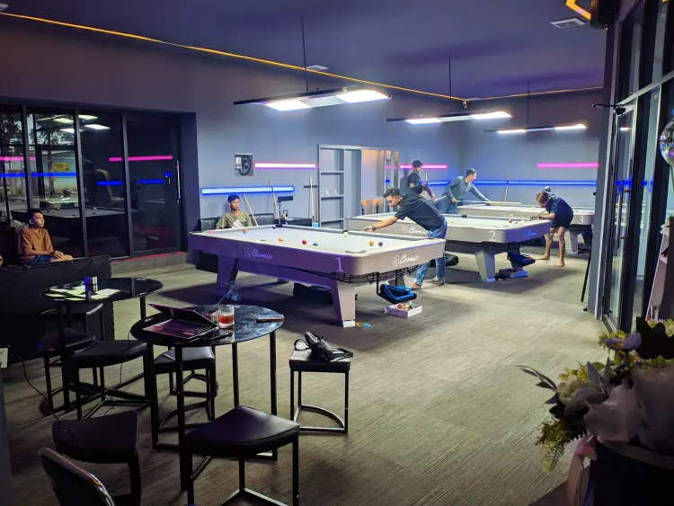 Cozy pool coffee experience 2