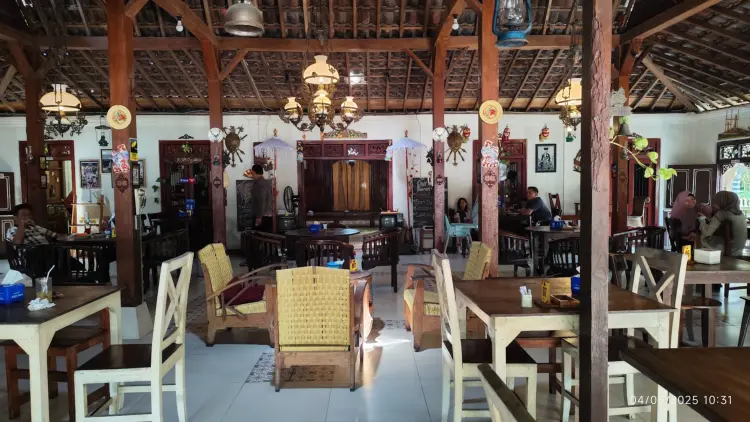 KOPI DjuWos & Masakan Omah Ndeso 3