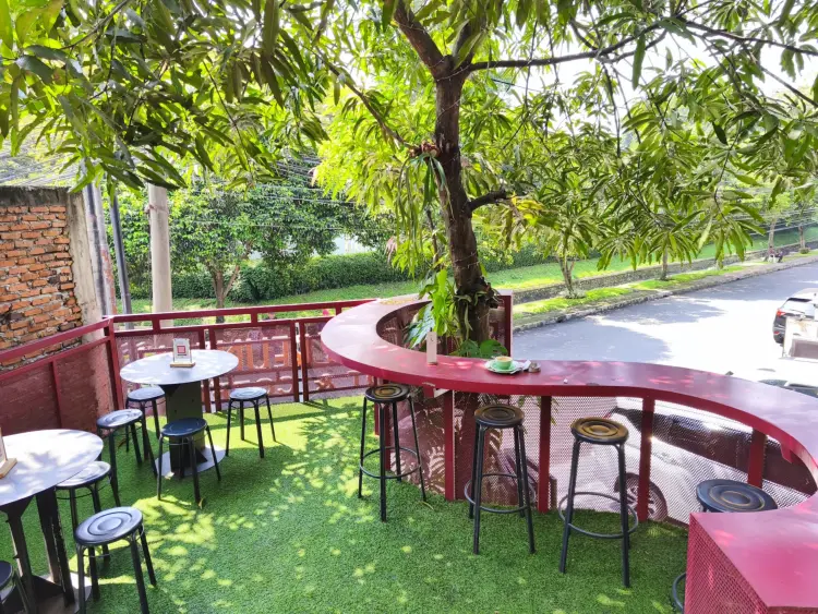 Strangers' Reunion Coffee Bintaro 1