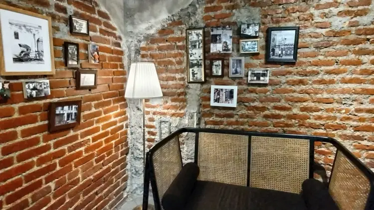 Strangers' Reunion Coffee Bintaro 9