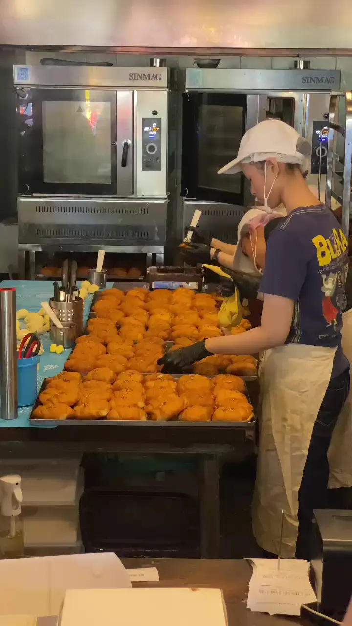 Little Salt Bread Glodok 9