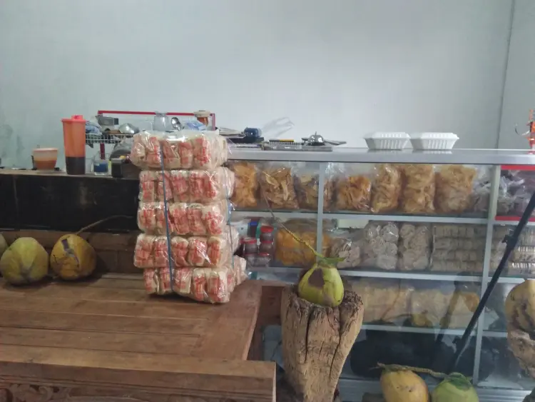 Toro's Angkringan & Shake (Warkop) 5