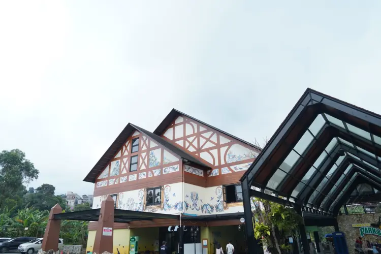 Lembang Park & Zoo 1