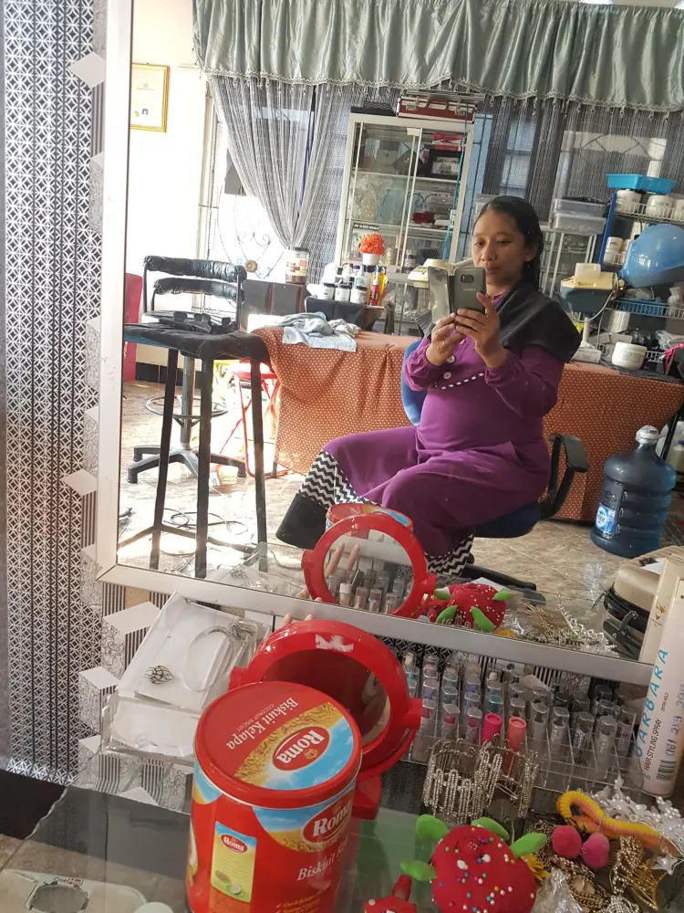 Heni salon n wedding 1