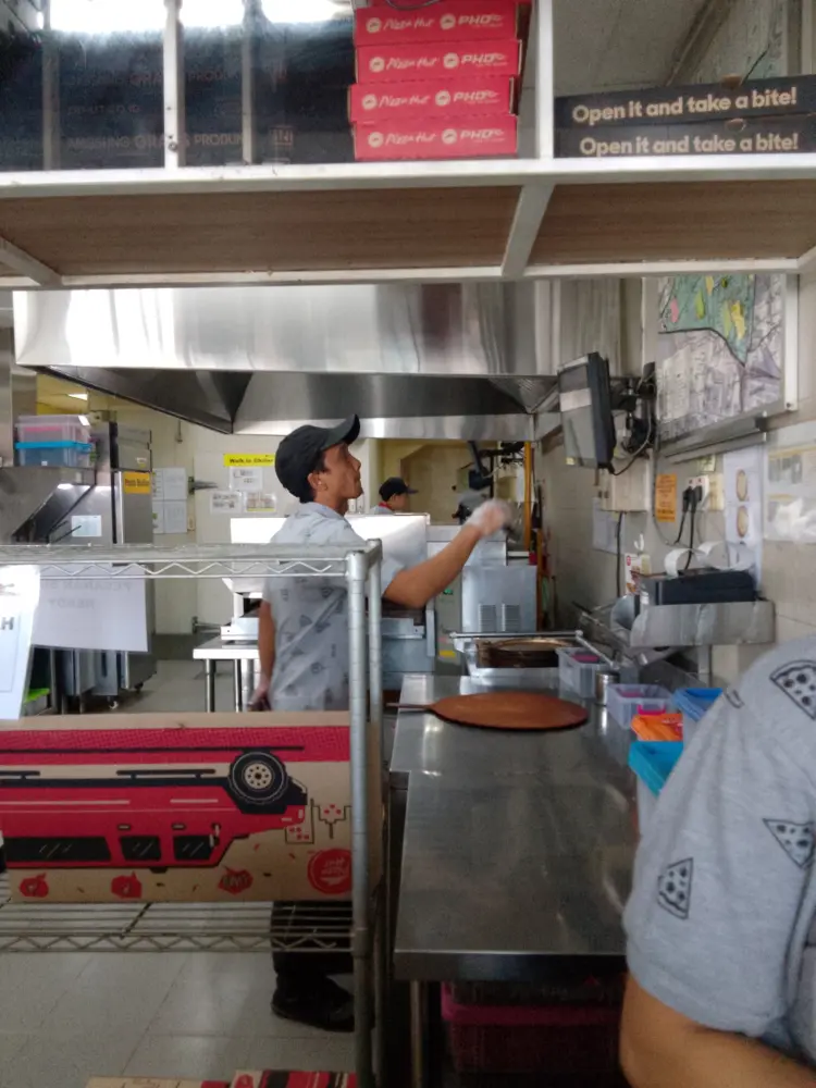 Pizza Hut Delivery - PHD Indonesia 5