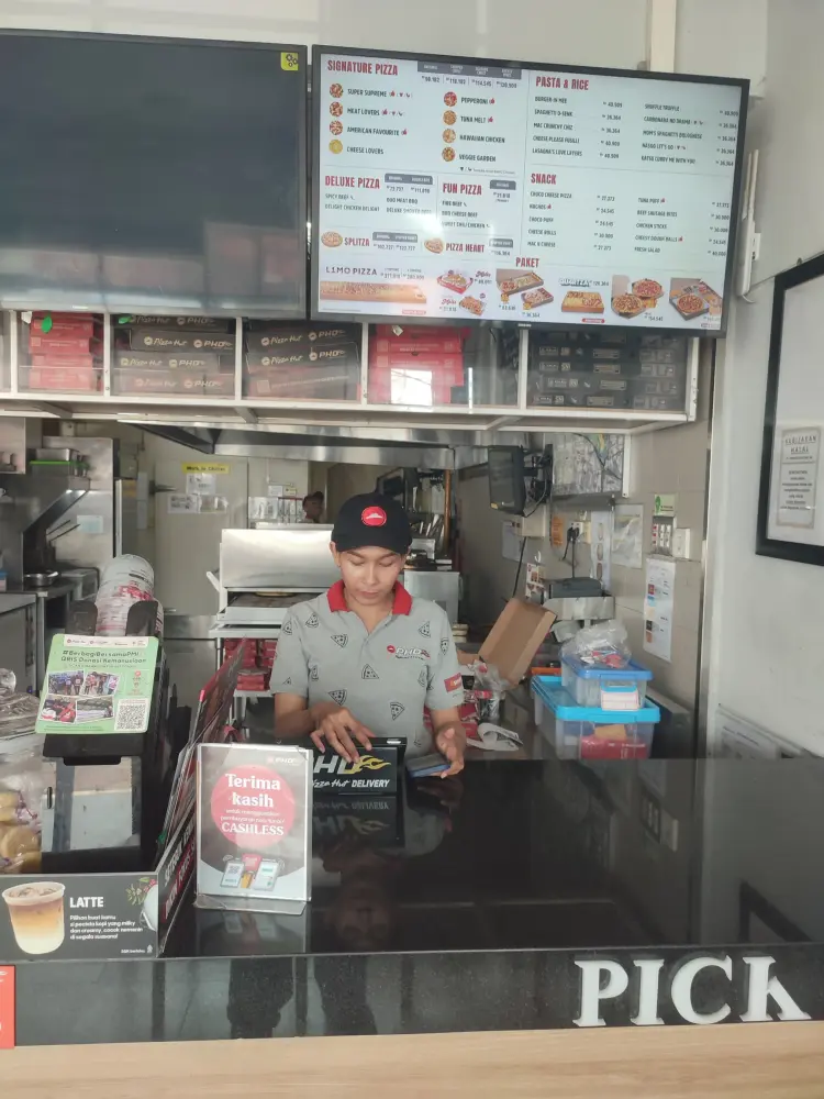 Pizza Hut Delivery - PHD Indonesia 6