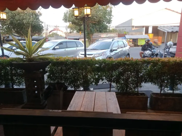 ROSIN Resto Palur 10