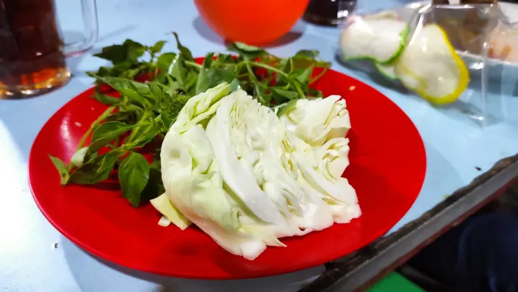 Warung Mbak Mun "Bebek Legundi" 6