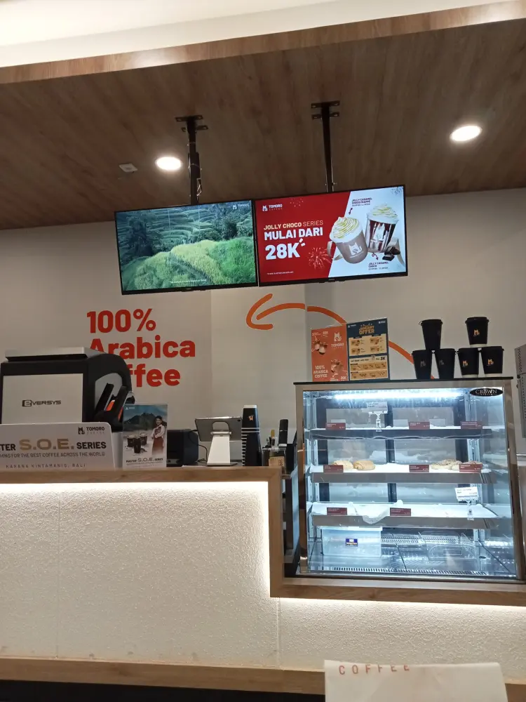 TOMORO COFFEE - Taman Siswa 9