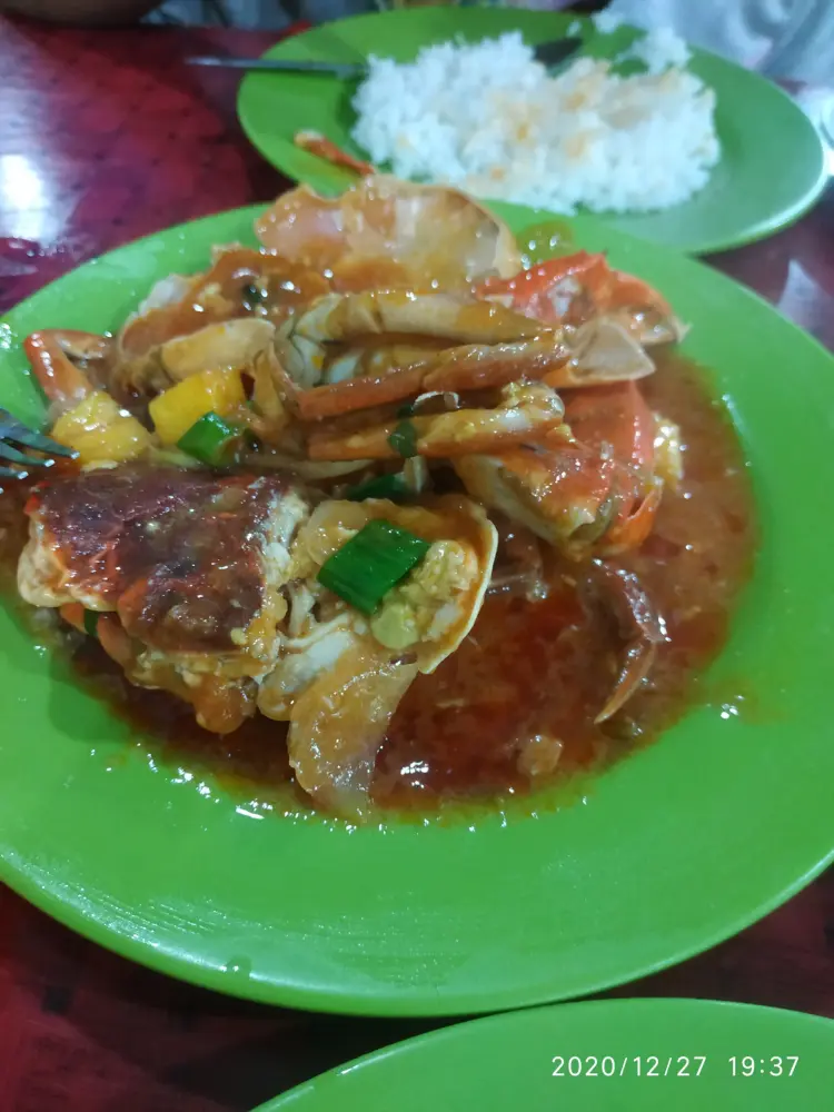 RAJAWALI SEAFOOD PASAR KEMIS 7