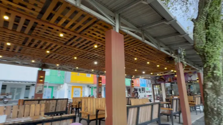 Pojok Cafe Tanjung 4